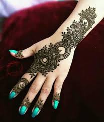 It can easily pass off at work without any problem. Latest Mehndi Designs Posts Facebook