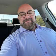 This doughnut tower is goals! 😍 📷: King of Cheat Meals