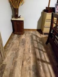 Oak lumber is rewarded from more than 20 desynths. Dream Home Xd 10mm Pad Calico Oak Laminate Flooring Lumber Liquidators Flooring Co Wood Laminate Flooring Oak Laminate Flooring Oak Laminate