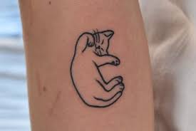 The side tattoos for men are more defining than any other, and when drawn one cannot miss noticing the striking beauty of the rib tattoos. 32 Small Unique Tattoos For Men And What They Mean Saved Tattoo