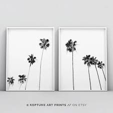 Black And White Palm Tree Pictures Black And White Palm Trees Print Black And White Tropical Etsy Palm Tree Wall Art Tree Wall Art Palm Trees Painting