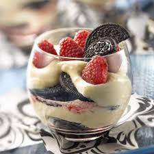 Tiramisu Framboises Oreo I Recettes I Cuisine I Ma Vie En Couleurs Recette Recette Tiramisu Framboise Idee Dessert Facile