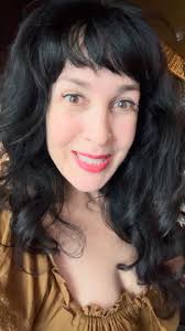 Mini tour of Ernest Tubb’s Tour Bus!!!! Speaking of tours….i’ll be in LONG  BEACH WITH @the_carolyn_sills SOON- it’s a Honky Tonk, Saturday Night  Special!, OMG