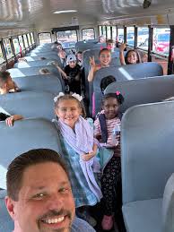 Katie Robson (@krobson15)