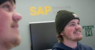 Amber Osterman's Instagram, Twitter & Facebook