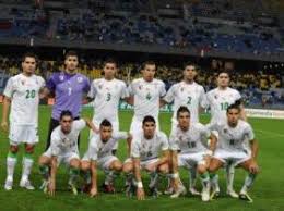 استبعد مدرب المنتخب العراقي راضي شنيشل قائد أسود الرافدين وأبرز أعمدته يونس محمود عن التشكيلة التي تستعد لخوض الدور الحاسم من التصفيات الآسيوية المؤهلة إلى. Ø§Ù„Ù…Ù†ØªØ®Ø¨ Ø§Ù„Ø£ÙˆÙ„Ù…Ø¨ÙŠ ÙŠØ¯Ø®Ù„ Ù…Ø¹Ø³ÙƒØ±Ø§ ØªØ­Ø¶ÙŠØ±ÙŠØ§ Ø§Ù„Ø³Ø¨Øª ØªØ­Ø³Ø¨Ø§ Ù„ÙƒØ£Ø³ Ø£Ù…Ù… Ø¥ÙØ±ÙŠÙ‚ÙŠØ§ 2015 Ø§Ù„Ø¥Ø°Ø§Ø¹Ø© Ø§Ù„Ø¬Ø²Ø§Ø¦Ø±ÙŠØ©