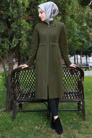 Sonbahar Kis Hakim Yaka Birit Detay Kase Kap Haki Urun Kodu Dfl824 79 90 Tl Basortusu Modasi Moda Stilleri Kadin Kiyafetleri