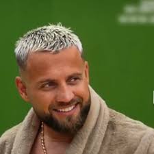 Stream episode Mas miri (feat. Greta Koci) by Gold AG podcast