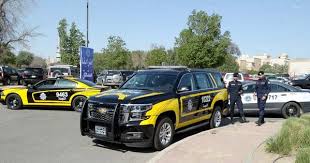 بالصور سيارات الداخلية الجديدة تنظم سير إضراب عمال النفط بهدوء Emergency Vehicles Monster Trucks Vehicles