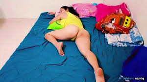 I Convince My Aunt to Have Sex While We are Alone at Home: Amateur Amateur  Porn | xHamster