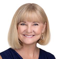 Just wondering- I was told by our renting agent that Sarasota county allows  only 30 day rentals/ or one renter contract per month. How is it possible  that people in Sarasota area
