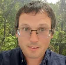 Jeremy Bott's Instagram, Twitter & Facebook