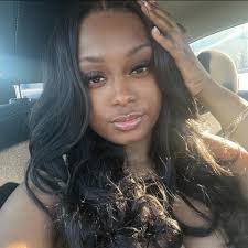 Jessica Kellum's Instagram, Twitter & Facebook