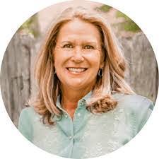 Valerie Besser's Instagram, Twitter & Facebook