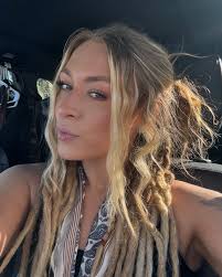 Hiiiiiiiiii🕺🥰 I know I been a lil absent