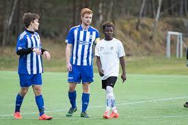 Notable players that have played for the club include amar drndo, viktor niklasson and kawaar betkari. 2015 04 15 Morlunda Gif Oskarshamns Aik U17 Oskarshamn 201 Flickr