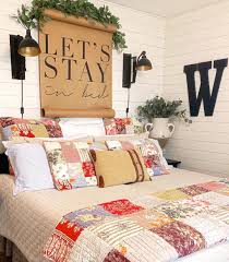 we spy a pair of our accordion light wall sconces in this sweet bedroom so oh so cozy fille yatak odasi aplikleri ev dekoru yatak odasi dekorasyon fikirleri