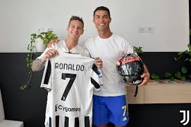Quartararo is the 197,424 th most prevalent family name worldwide it is held by approximately 1 in 3,435,901 people. Fabio Quartararo Fabioq20 Twitter