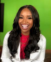 Heavenly is not right, and I don't stand by her saying “yo mama” especially  to Contessa, knowing that her mother passed, but Contessa telling her to  “square up h*” is so embarrassing .