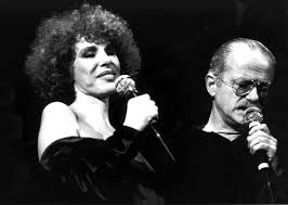 Cerca questo pin e molto altro su canzoni e parole di annamaria iannace. Foto D Archivio Il Post Foto Immagini Musicali Immagini