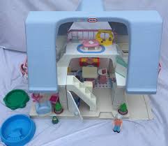 vintage little tikes dollhouse