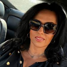 Pierce Brosnan and his wife then and now ❤️