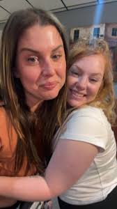 I know it's a stretch to be out here, however it's a friends daughter.  Please keep a look out  https://m.facebook.com/story.php?story_fbid=10211694342473207&id=1806841025