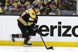 His birthday, what he did before fame, his family life, fun trivia facts, popularity rankings, and more. Zum Funften Mal In Folge Bester Tschechischer Spieler David Pastrnak Bricht Einen Rekord Von Jaromir Jagr Eishockey News