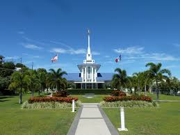 Fly from san francisco from $329, from los angeles from $387, from oakland from $524, from san jose from $777 or from seattle from $817. Papeete Tempel In Tahiti