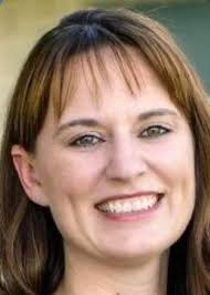 This morning, Deputy Commissioner Drew Echelson joined the RI School  Superintendents Association to kick off their first membership meeting of  the year and celebrate Superintendent of the Year Ana Riley! We thank