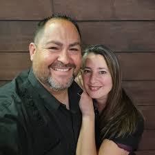 Amber Pettit's Instagram, Twitter & Facebook