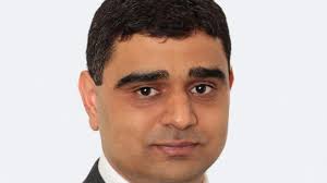 Allianz GI bolsters Mike Riddell's unconstrained bond team with two hires