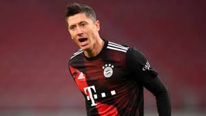 Born 21 august 1988) is a polish professional footballer who plays as a striker for bundesliga club bayern munich and is the captain of the poland national team. Robert Lewandowski Bleacher Report Latest News Videos And Highlights
