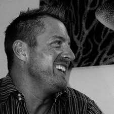 Carl Deane's Instagram, Twitter & Facebook