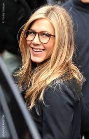 Pin Von Tuba Sonmez Auf Glasses Jennifer Aniston Frisuren Gesicht Promi Brille