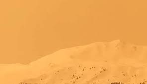 Der saharastaub ist der trockene staub der sahara, der vom wind aufgeweht wird und als aerosol große distanzen in der erdatmosphäre zurücklegen kann. The Cause Of The Apocalyptic Skies Covering Switzerland