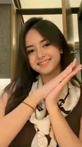 Devia Elina Mojang Priangan