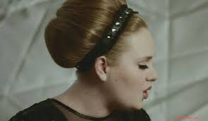 The video begins with an abandoned house, where adele is sitting in a chair singing. Rolling In The Deep Adele Piano Chords Lyrics Bitesize Piano