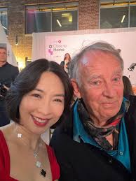 closetohome #womensupportingwomen