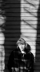 Swift enjoys playing with the new musical and emotional colors on her palette for evermore to anything but a warm balm, a record suited for contemplation, not loneliness. Taylor Swift Photoshoot On Tumblr