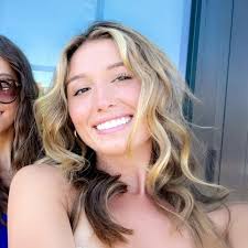 Haley Rowland (@rowland.haley) • Instagram photos and videos