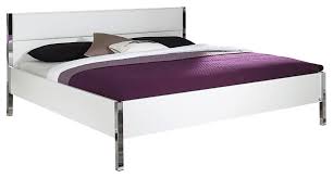 Die entscheidung fur ein bett mit. Elegantes Bett In Lederoptik Und Alpinweiss