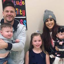 And now, one day after the special baby announcement, the teen mom 2 star happily shared the first look at her bump. Teen Mom S Chelsea Houska Gets Candid About Her Family Of 5 E Online