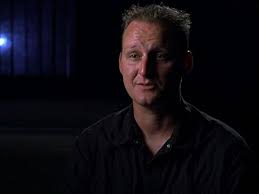 "Monsters Inside Me" Killer in My Neck (TV Episode 2012)