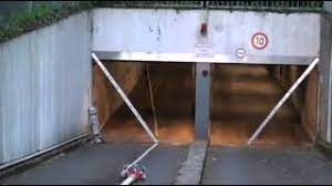 Garage in bonn 57 aktuelle adressen mit bewertungen und öffnungszeiten jetzt bei lokalwissen sie sind auf der suche nach garage bonn und möchten sich über firmen und unternehmen informieren? Feueralarm In Tiefgarage Der Juristischen Fakultat Der Uni Bonn Youtube
