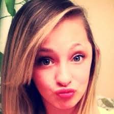 Chelsea Frazee's Instagram, Twitter & Facebook