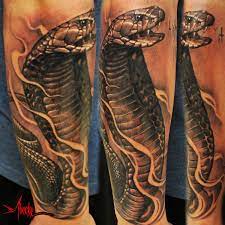 Muecke Tattoo Pinterest Tattoos Cobra Snake Freehand Tattoos Smoke Filigree Ink Smoke Large Tattoos Single Ses Tattoos Cobra Tattoo Snake Tattoo Design