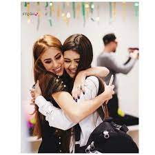 رمزيات صديقات friends in love best friend goals bff goals