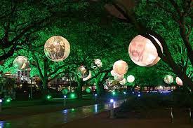 Discovery Green Christmas By Errol Allen Discovery Green Downtown Houston Explore Houston