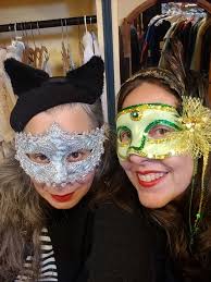 Happy Halloween! 🎃🎉🎃 #halcyonvintage